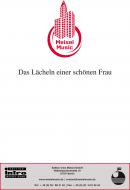 Das Lächeln einer schönen Frau 
