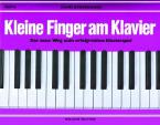 Kleine Finger am Klavier 4 