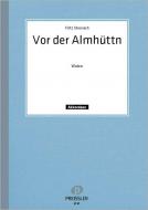 Vor der Almhütt'n 