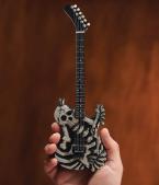 George Lynch Skull & Bone Model 