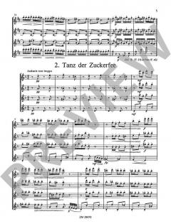 Zwei Tänze aus der Nussknacker-Suite op. 71a von Peter Iljitsch Tschaikowsky 