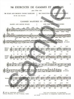 700 Exercices de Gammes et Arpeges (Roger Bernolin) 