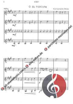 4 Gitarren spielen zur Weihnacht 